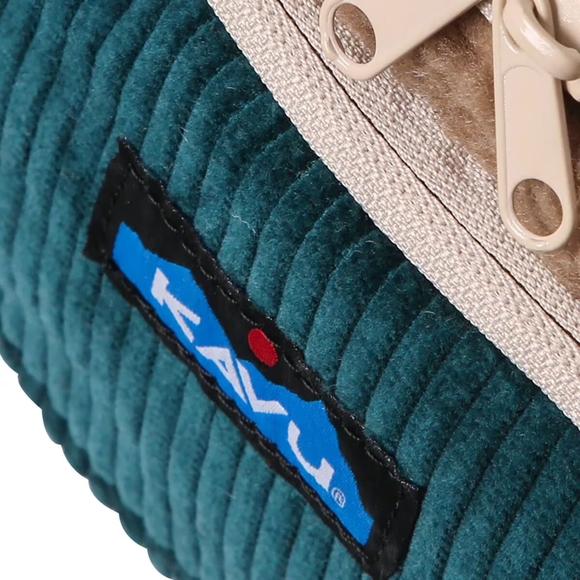 KAVU Snuggy Spectator Pouch - Picture 2 of 5